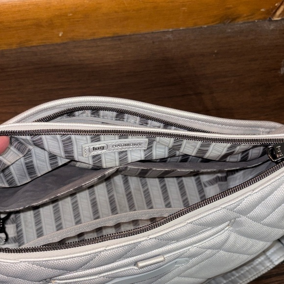 Lug Metallic Silver Harmony Lux Crossbody Bag - Picture 5 of 7